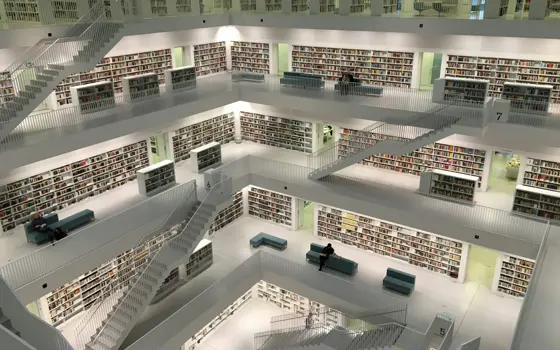 A five-story library building.